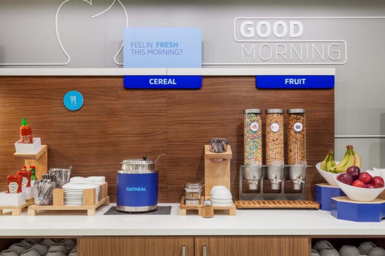 Holiday Inn Express & Suites Pittsburg By Ihg Buitenkant foto