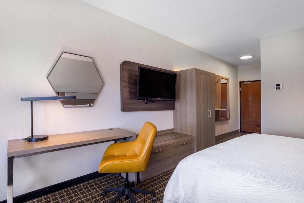 Holiday Inn Express & Suites Pittsburg By Ihg Buitenkant foto