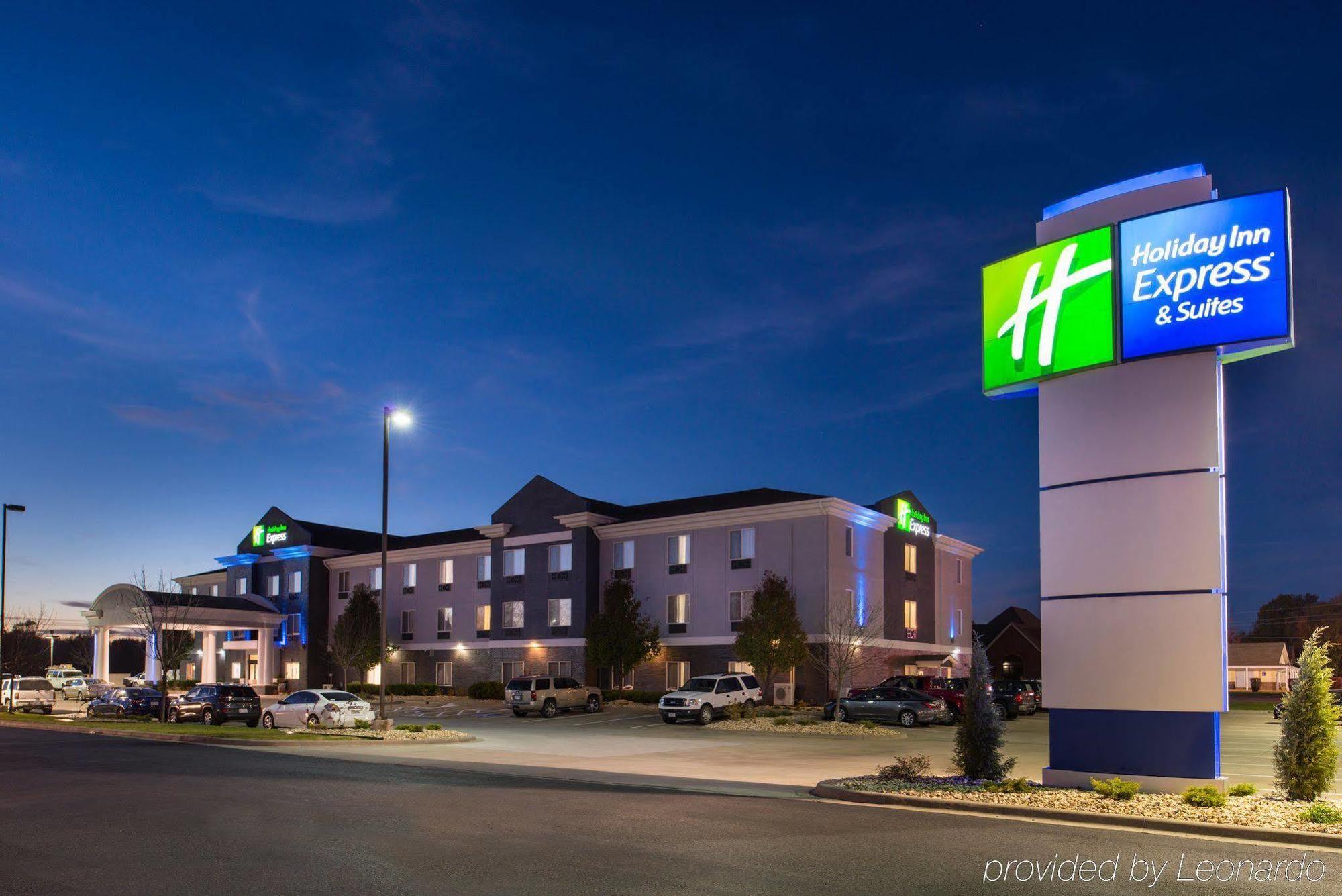 Holiday Inn Express & Suites Pittsburg By Ihg Buitenkant foto