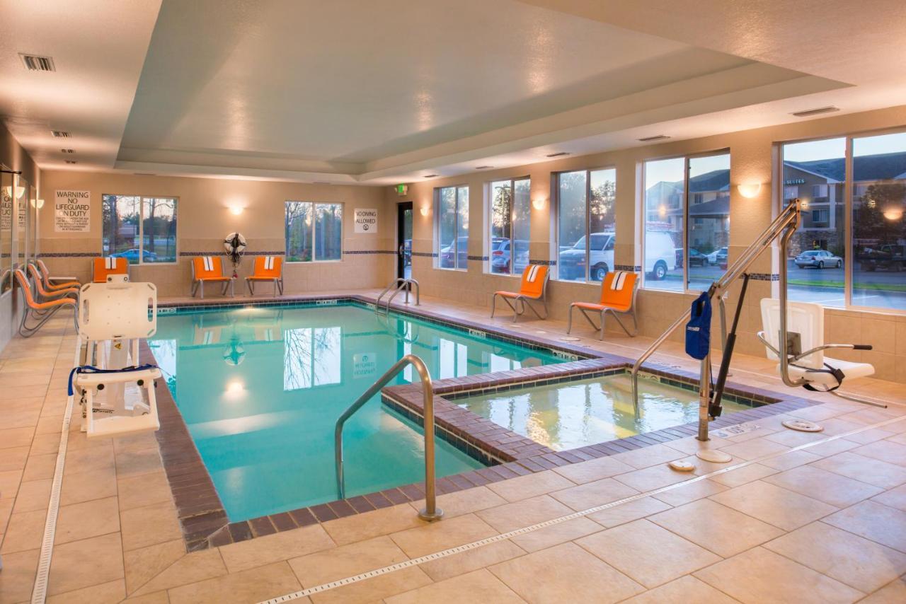 Holiday Inn Express & Suites Pittsburg By Ihg Buitenkant foto