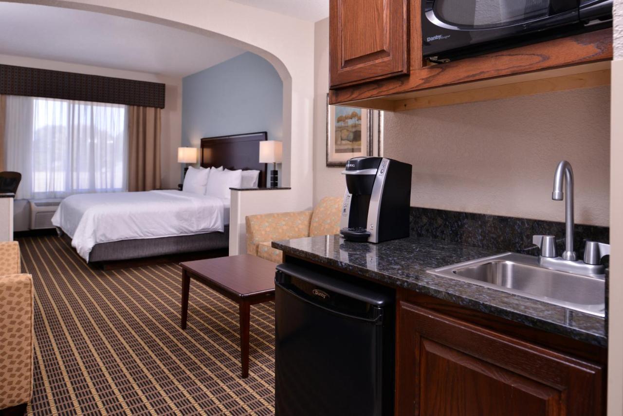 Holiday Inn Express & Suites Pittsburg By Ihg Buitenkant foto